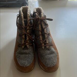 Sonoma Brown and Gray Winter Boots